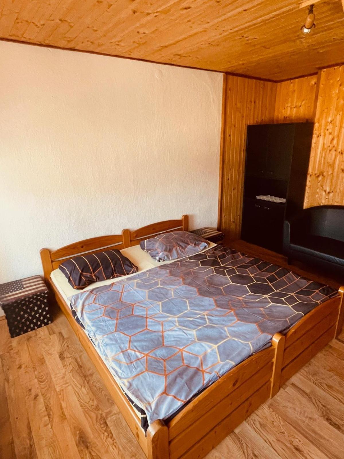 Pension Peklo Trutnov Exterior foto