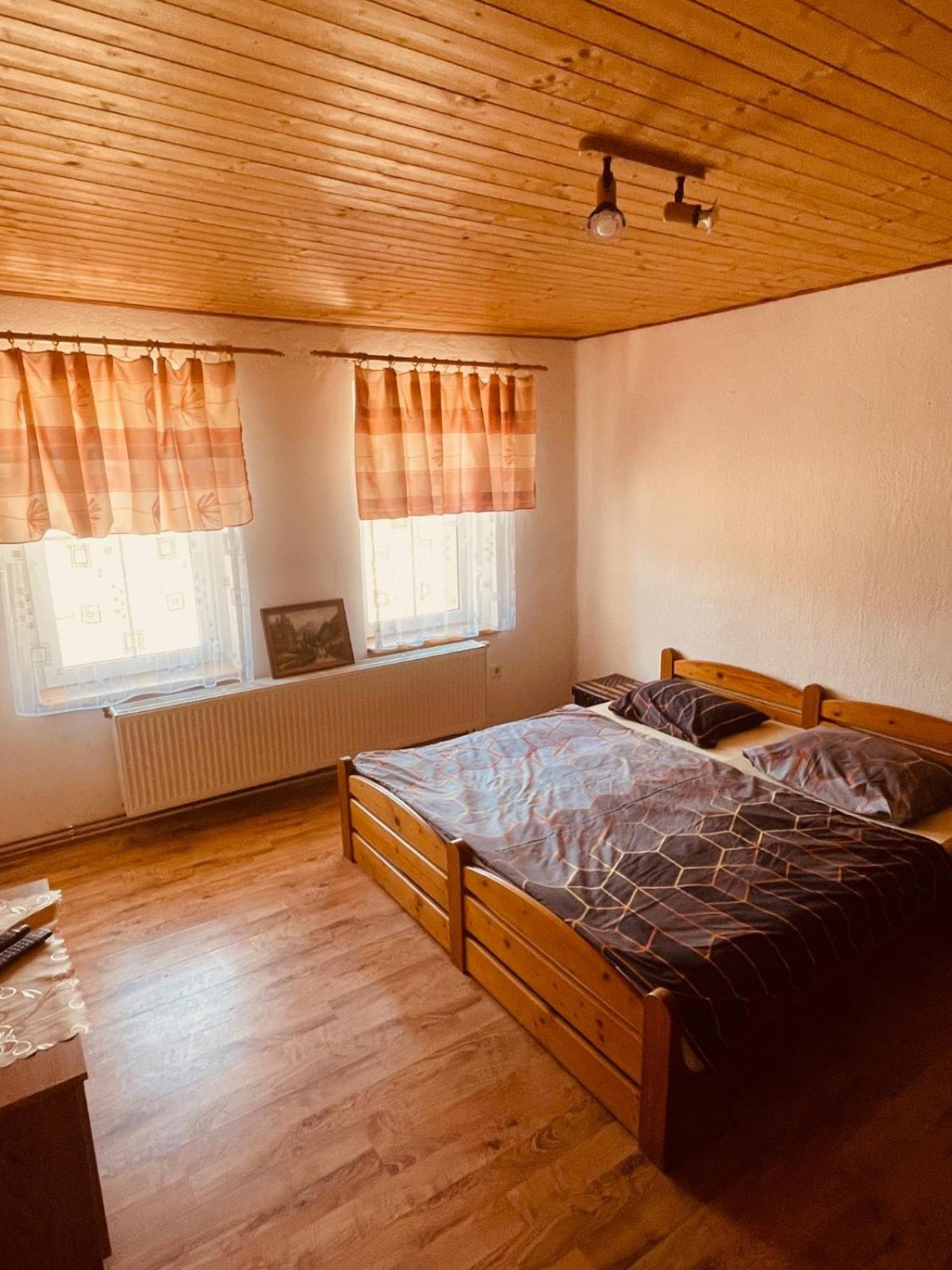 Pension Peklo Trutnov Exterior foto